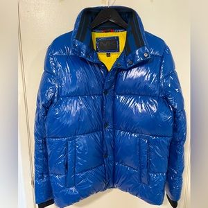 Michael Kors small men’s. Like new.